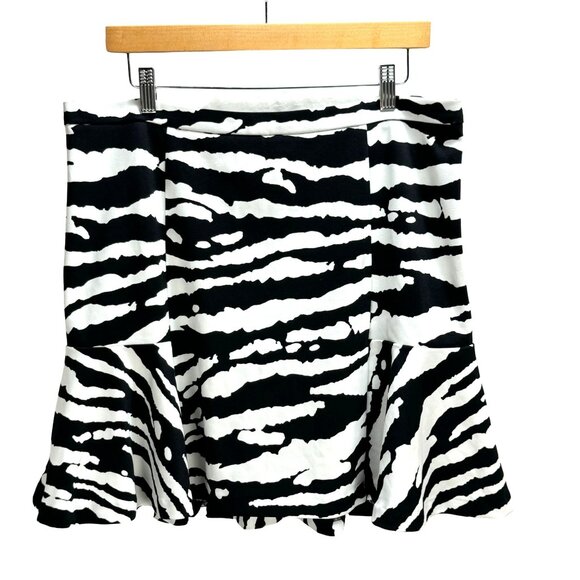Michael Kors Black & White Zebra Print Flared Mini Skirt Size 14 - Picture 1 of 6